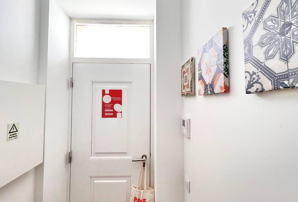Vila Rosario 3 Studios With Patio By Homeful Homes Lisbon Exterior photo
